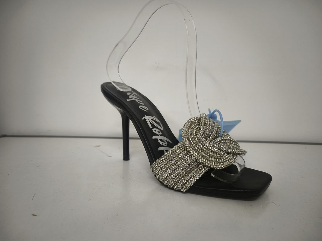 4.5 In hoge hakken damescoortschoenen met afsluiting op slip type leer bovenmateriaal
