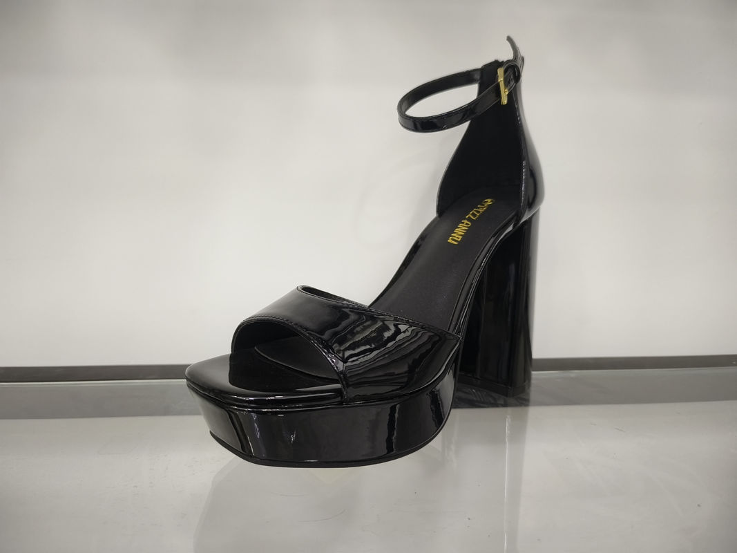 Rubberen zoolmateriaal High Heels Sandalen voor vrouwen Strassels Decoratie 0,5-1 kg Gewicht