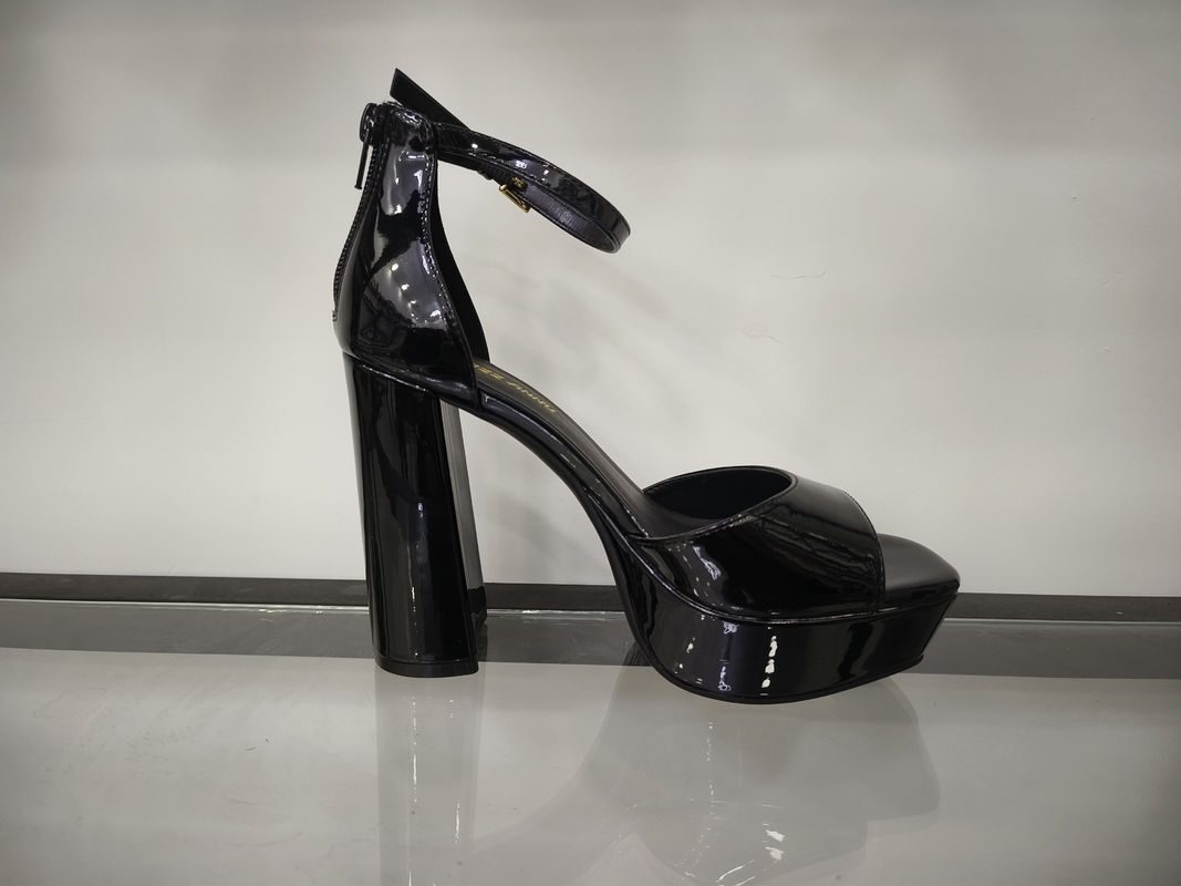 Rubberen zoolmateriaal High Heels Sandalen voor vrouwen Strassels Decoratie 0,5-1 kg Gewicht